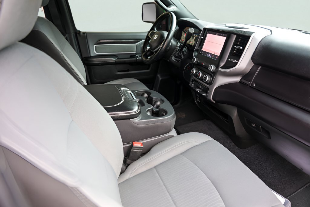 Used 2023 RAM 3500 Big Horn w/ Level 1 Equipment Group AWD/4WD image 33
