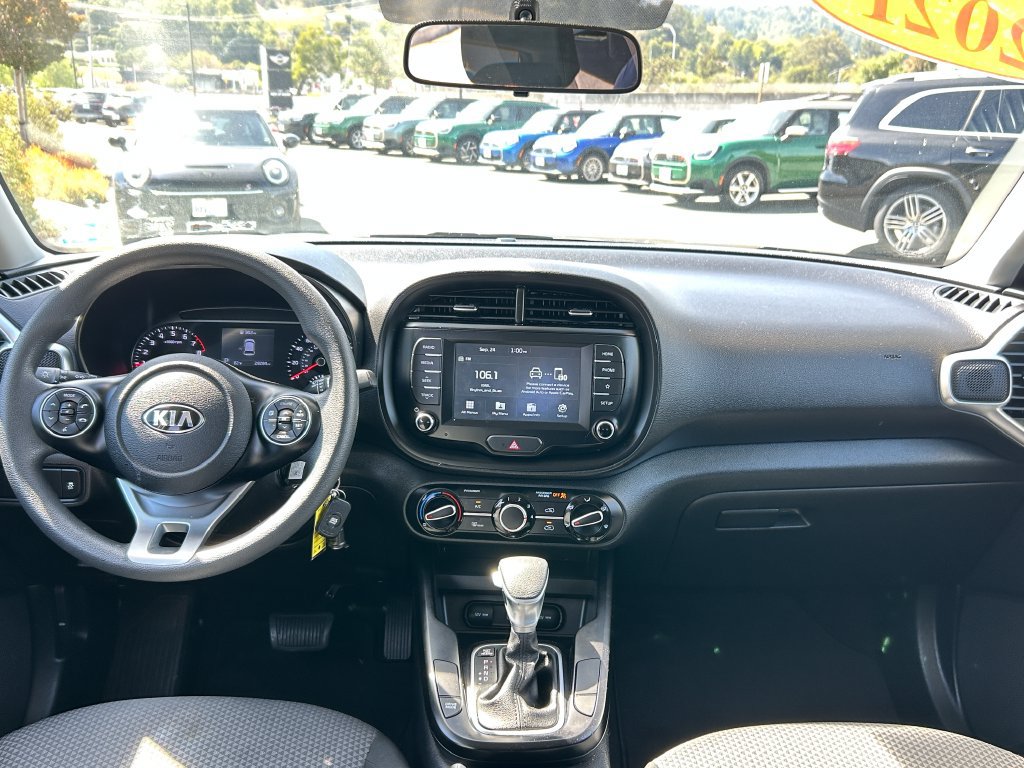 Used 2021 Kia Soul LX FWD image 31
