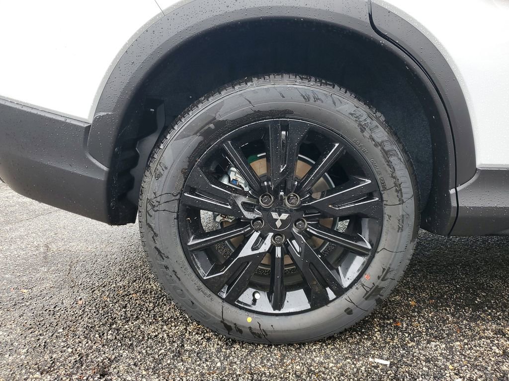 New 2026 Mitsubishi Eclipse Cross Black Edition image 7