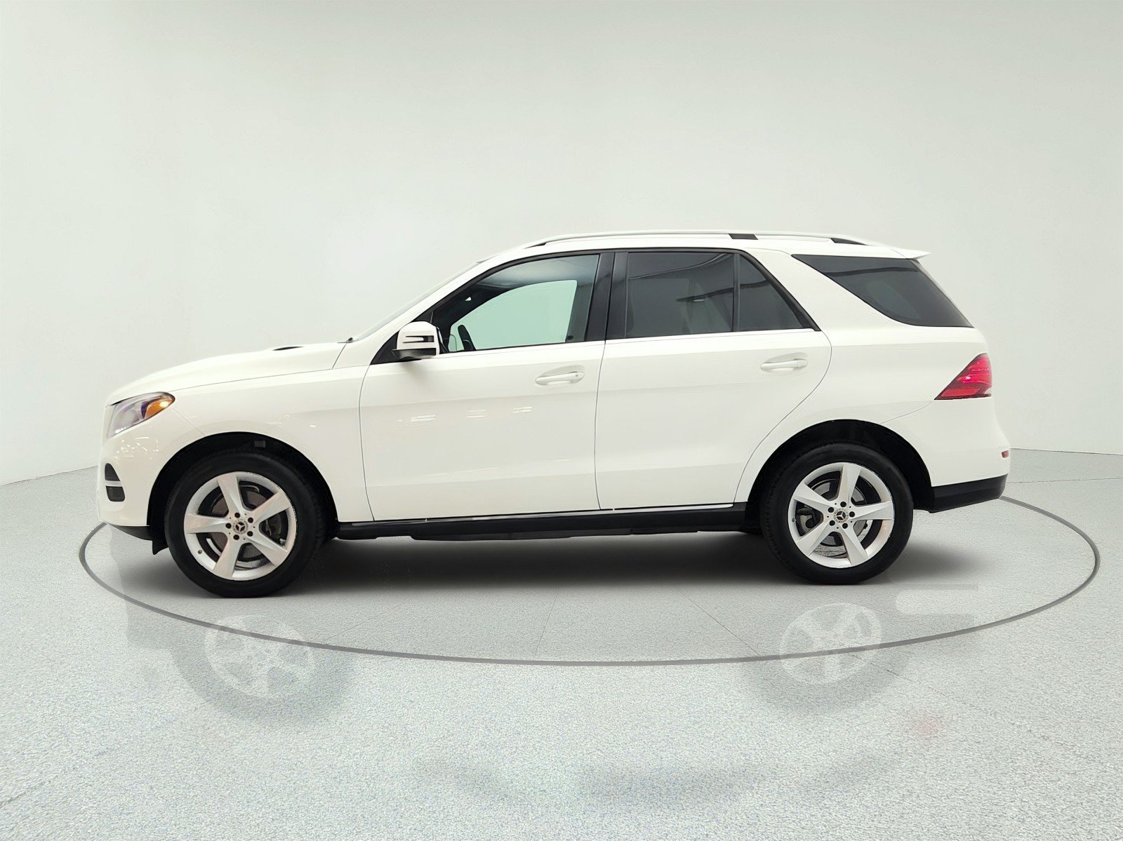 Used 2017 Mercedes-Benz GLE 350 image 8