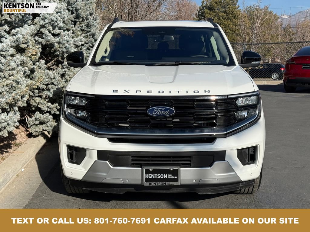 Used 2025 Ford Expedition Max Platinum image 2