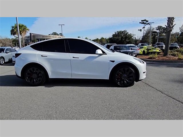Used 2022 Tesla Model Y Performance image 24