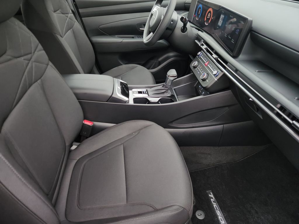 New 2026 Hyundai Tucson SE FWD image 11
