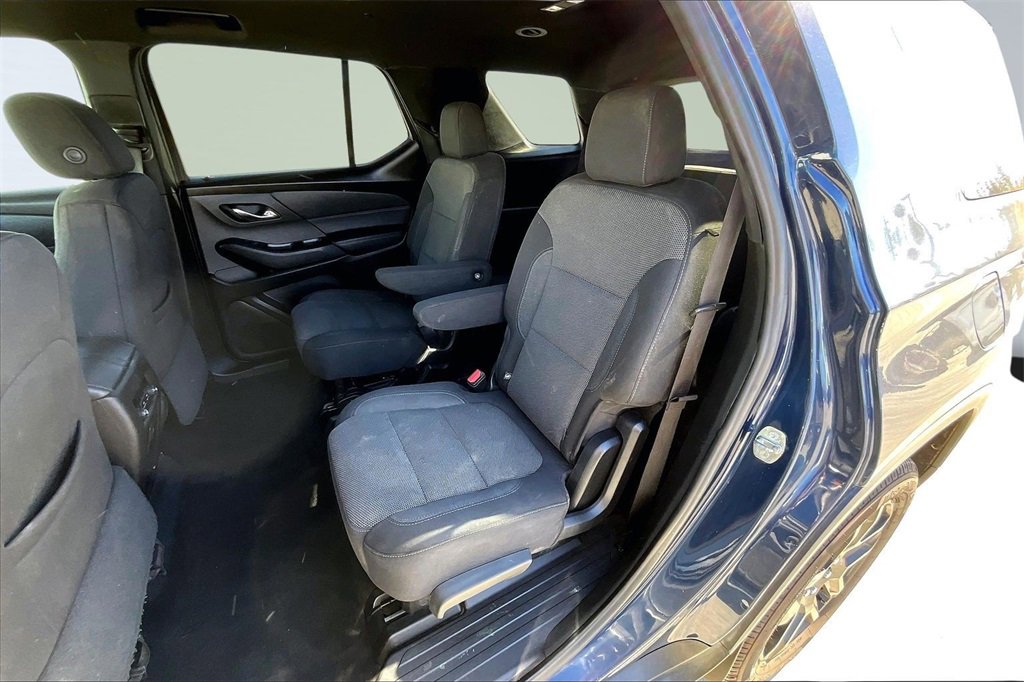 Used 2023 Chevrolet Traverse LT image 27