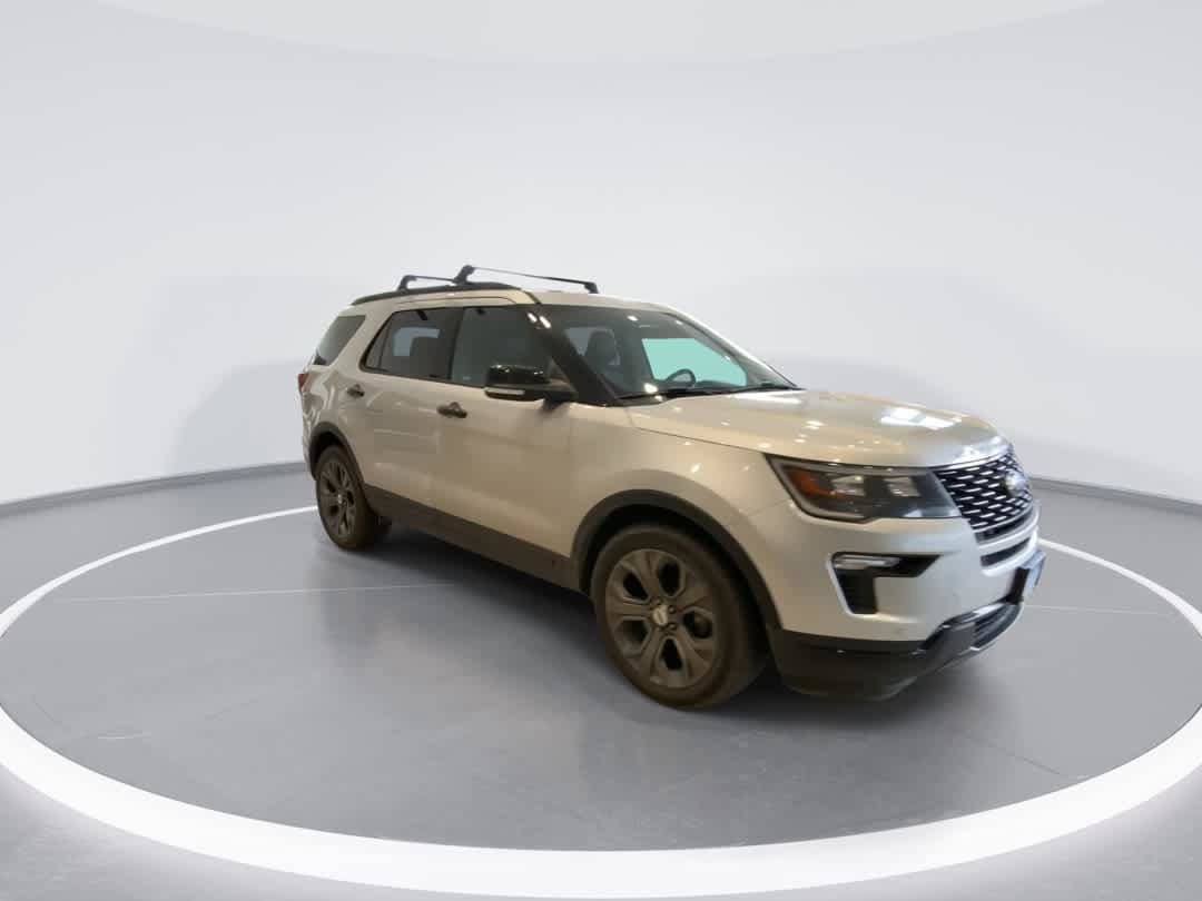 Used 2018 Ford Explorer Sport w/ Equipment Group 401A AWD/4WD image 2