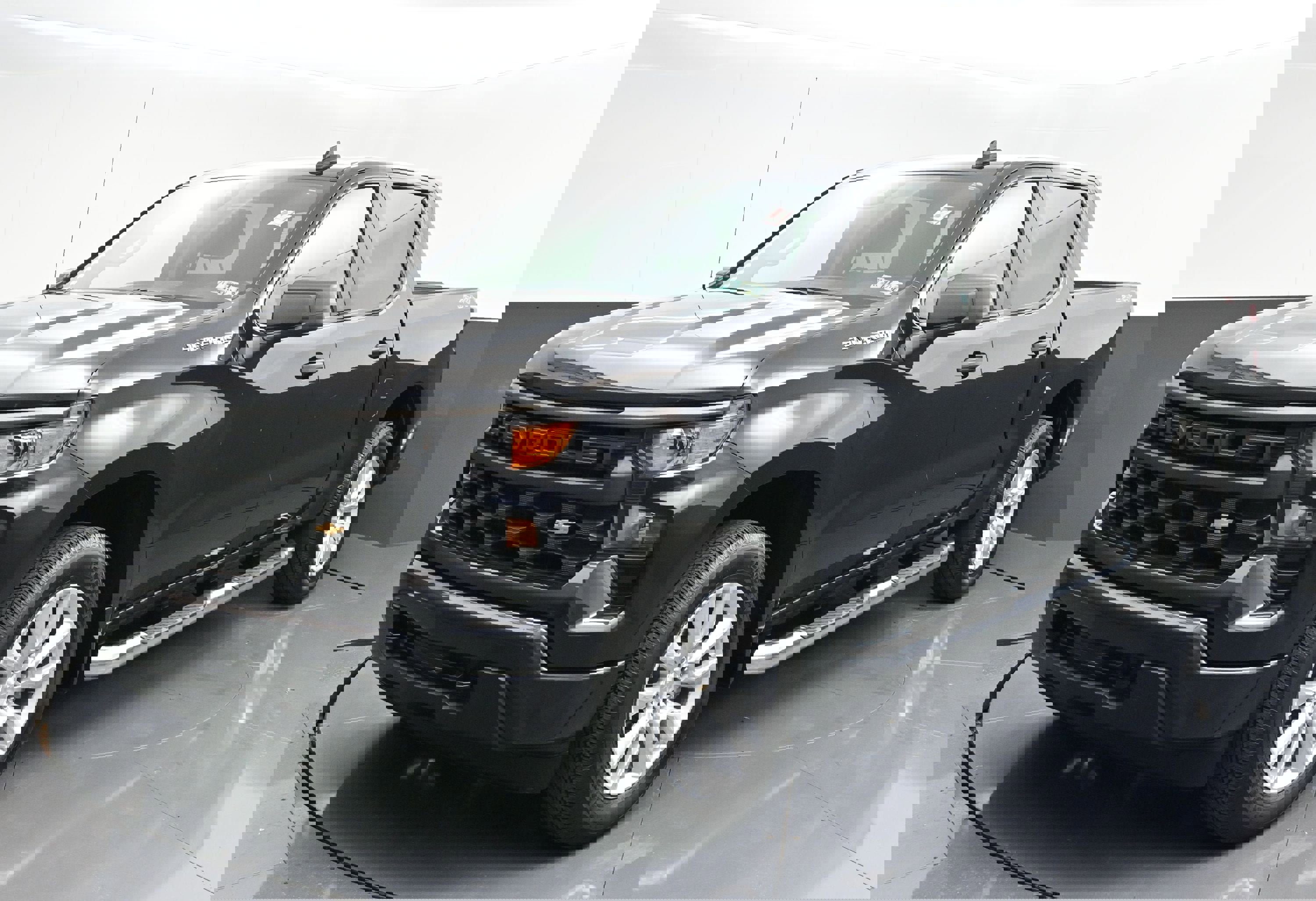 Certified 2023 Chevrolet Silverado 1500 Custom w/ LPO, Dark Essentials Package image 4