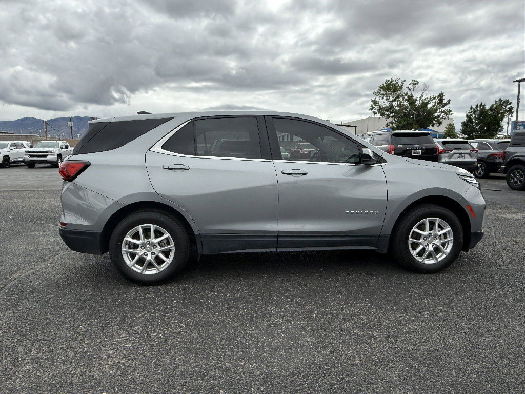 Used 2024 Chevrolet Equinox LT AWD/4WD image 4