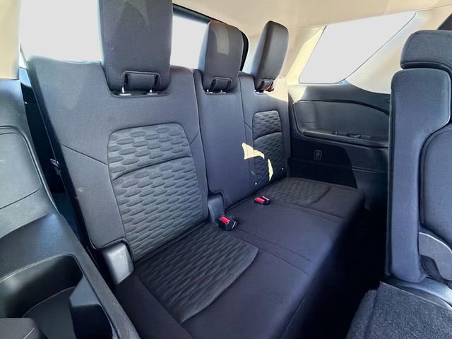 Used 2025 Nissan Pathfinder SV image 26