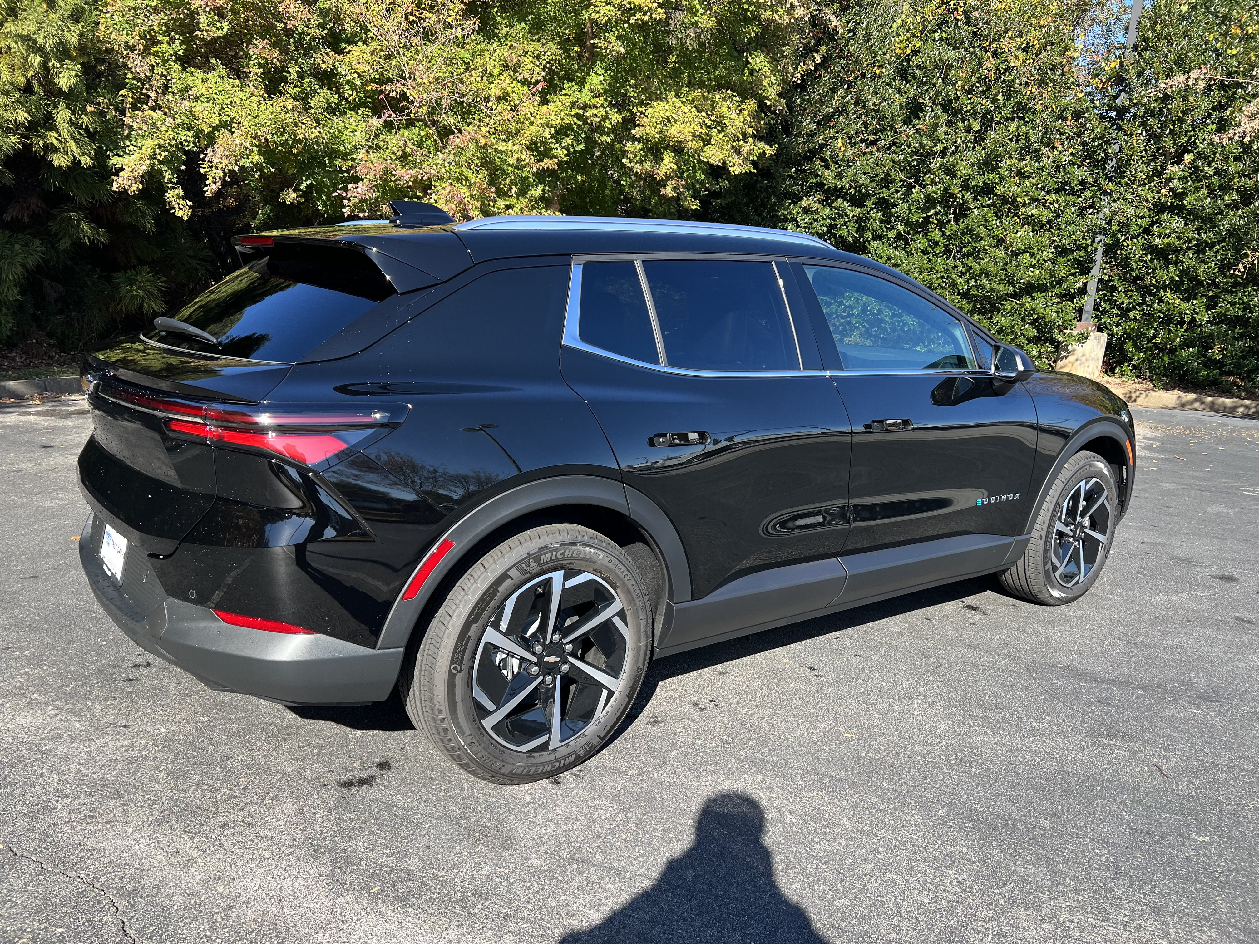 New 2026 Chevrolet Equinox EV LT AWD/4WD image 10