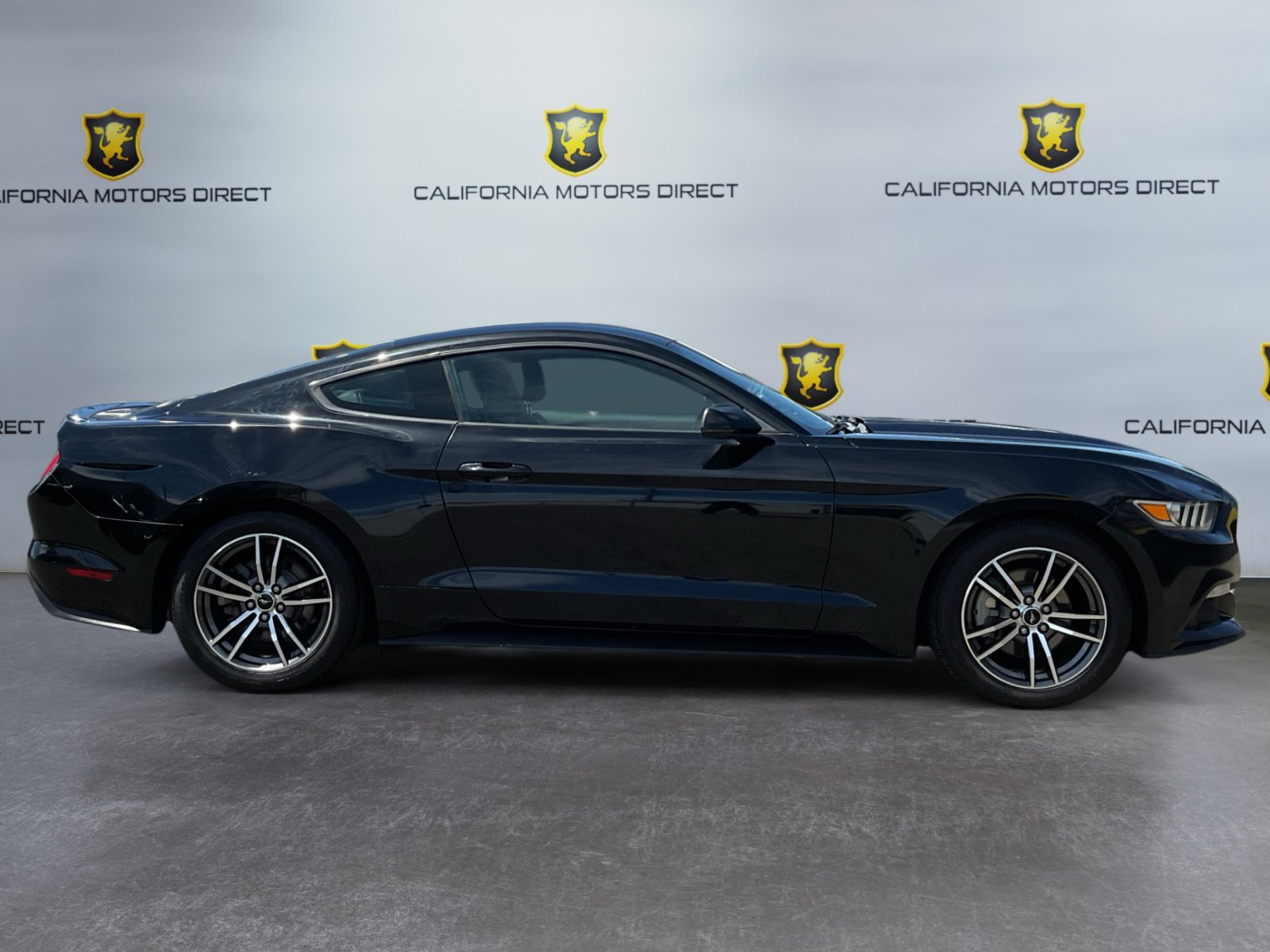 Used 2017 Ford Mustang Premium w/ Equipment Group 201A RWD image 4