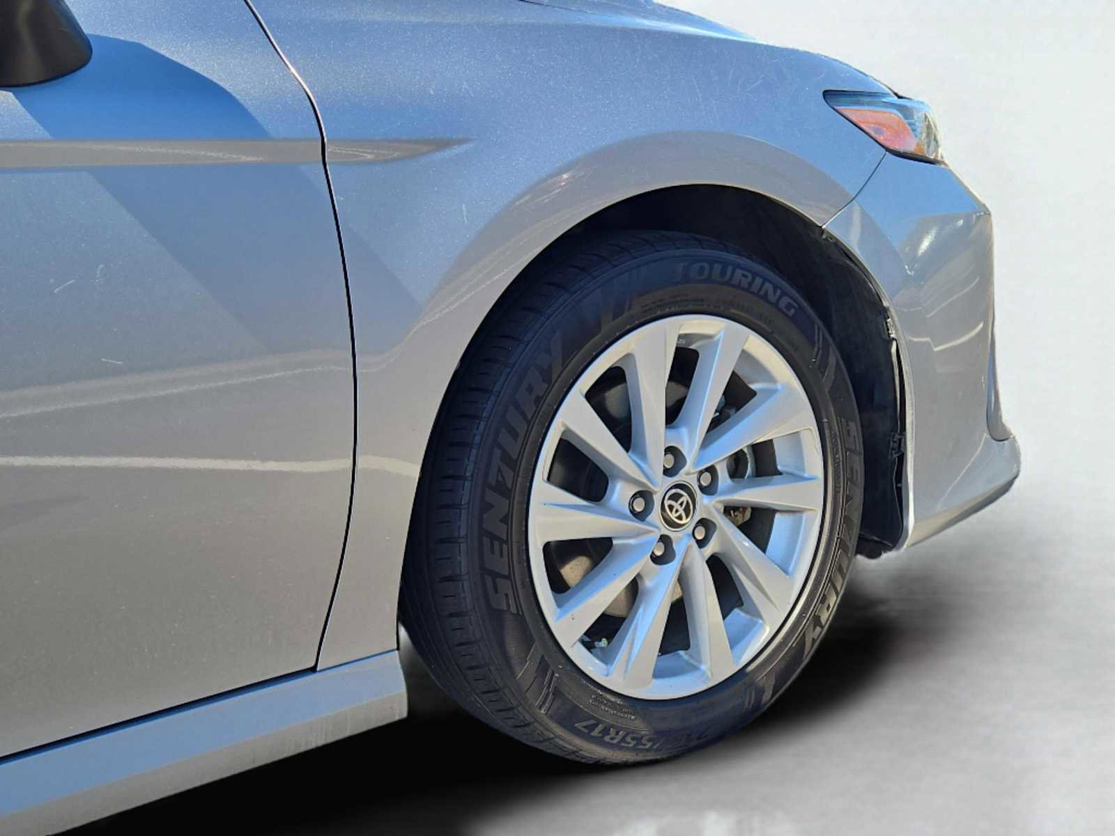 Used 2024 Toyota Camry LE w/ Convenience Package image 11