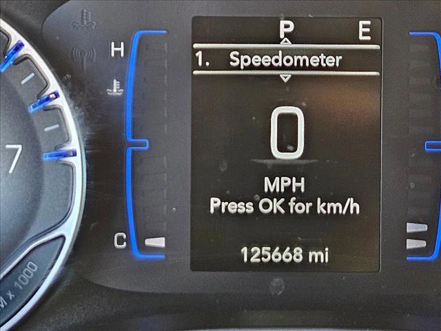 Used 2019 Chrysler Pacifica Touring Plus w/ Tire & Wheel Group image 13