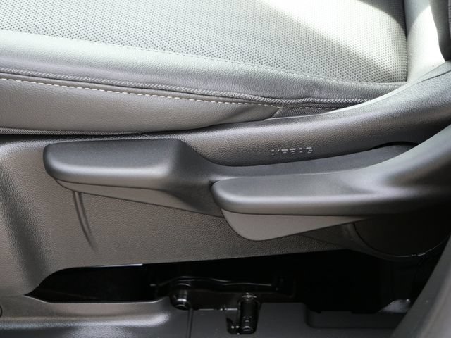 Used 2024 Buick Encore GX Sport Touring w/ Advanced Technology Package AWD/4WD image 13