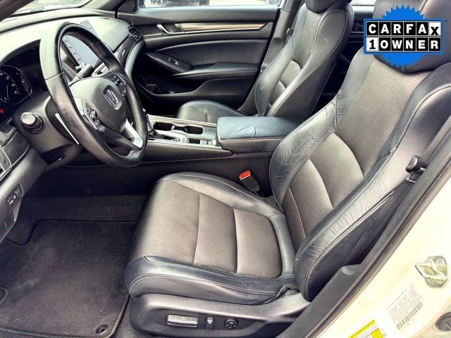 Used 2018 Honda Accord Sport image 14