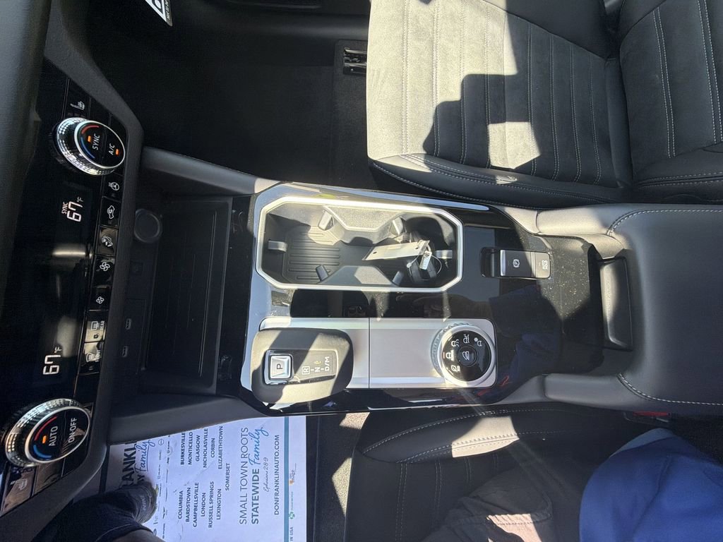 New 2026 Mitsubishi Outlander SE image 20