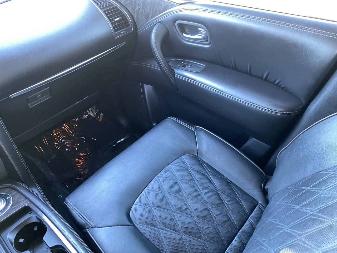 Used 2023 Nissan Armada Platinum w/ Captain's Chairs Package RWD image 20