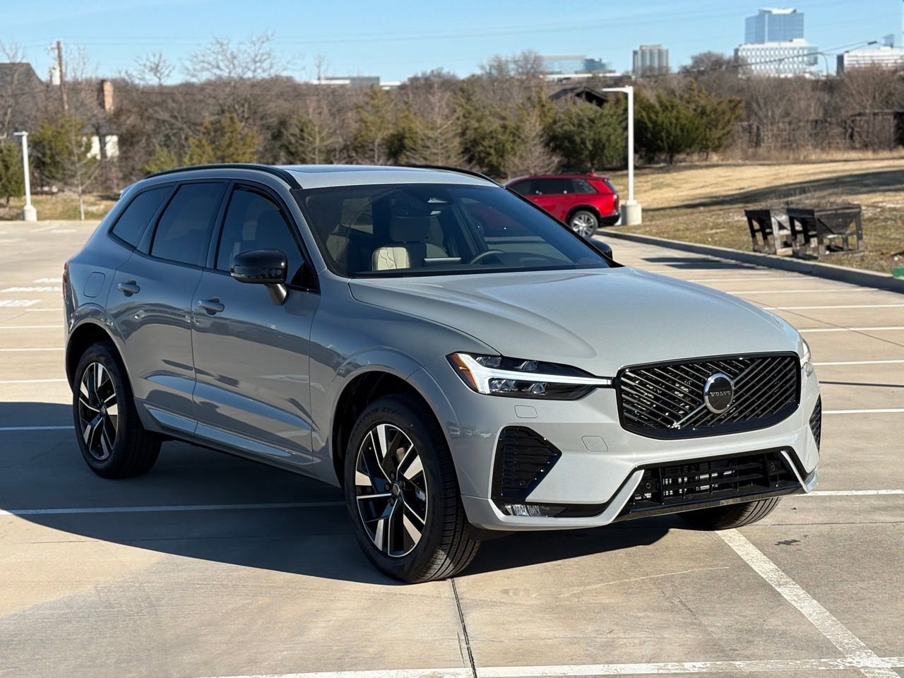 New 2026 Volvo XC60 B5 Core w/ Protection Package Premier image 4