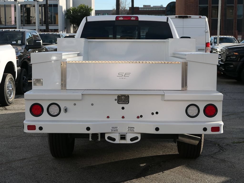 New 2026 RAM 3500 Tradesman AWD/4WD image 4