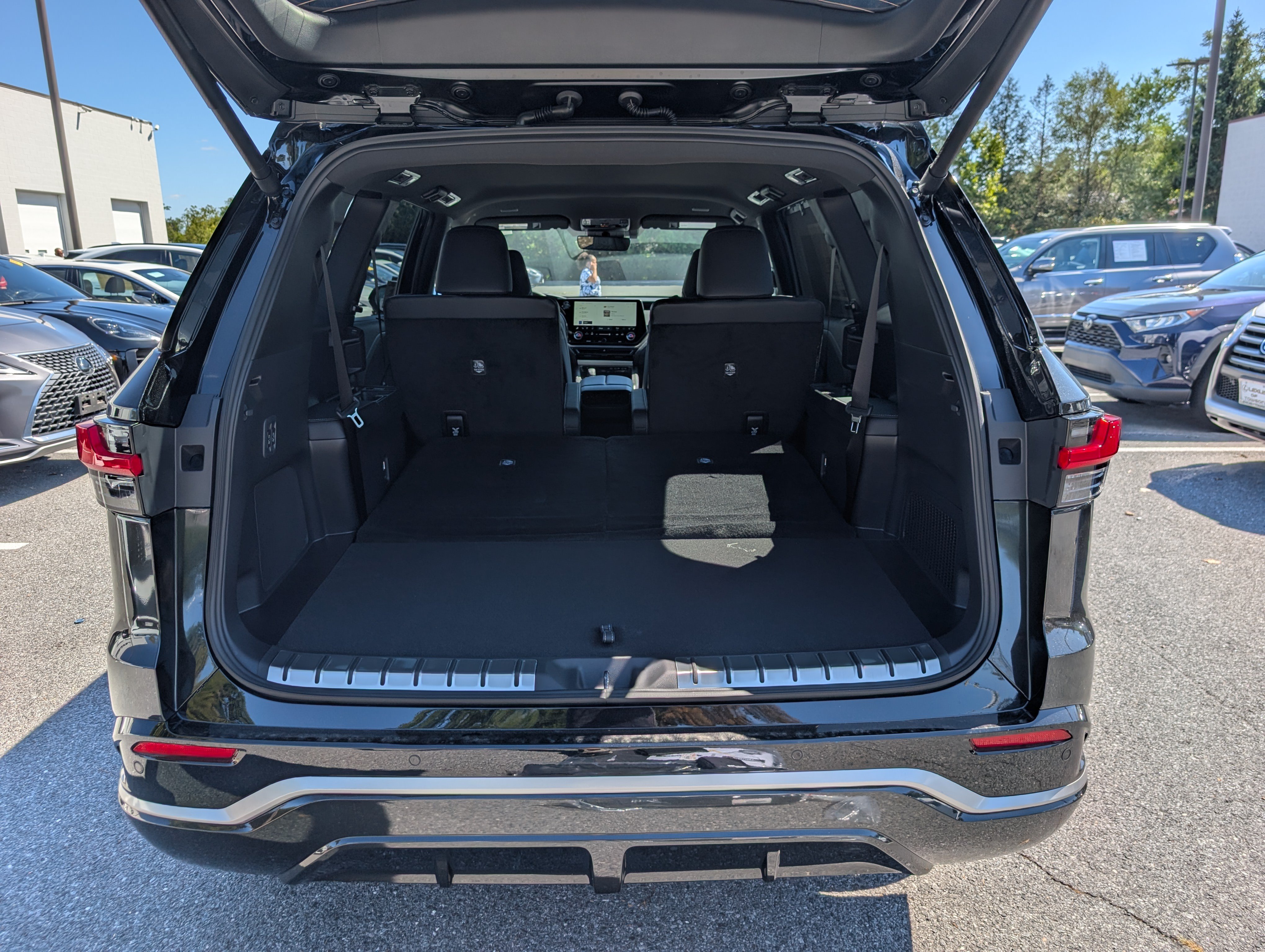 New 2026 Lexus TX 500h AWD w/ Technology Package image 11