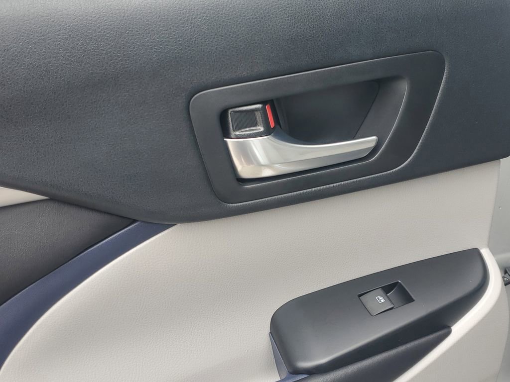 Used 2019 Toyota Highlander XLE image 14