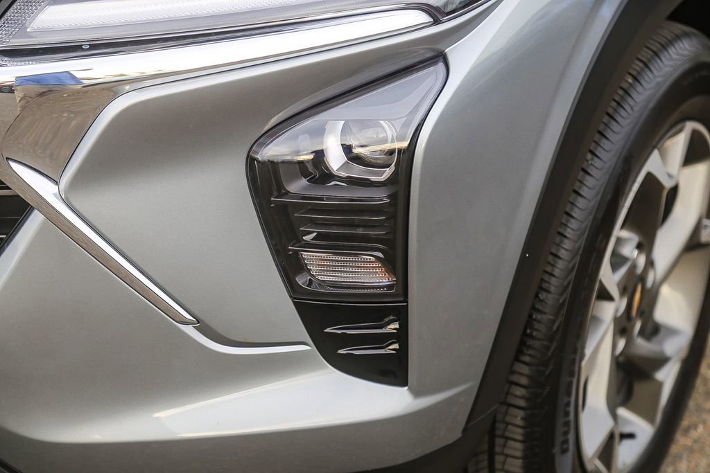 Certified 2026 Chevrolet Trax LT w/ Driver Confidence Package image 8