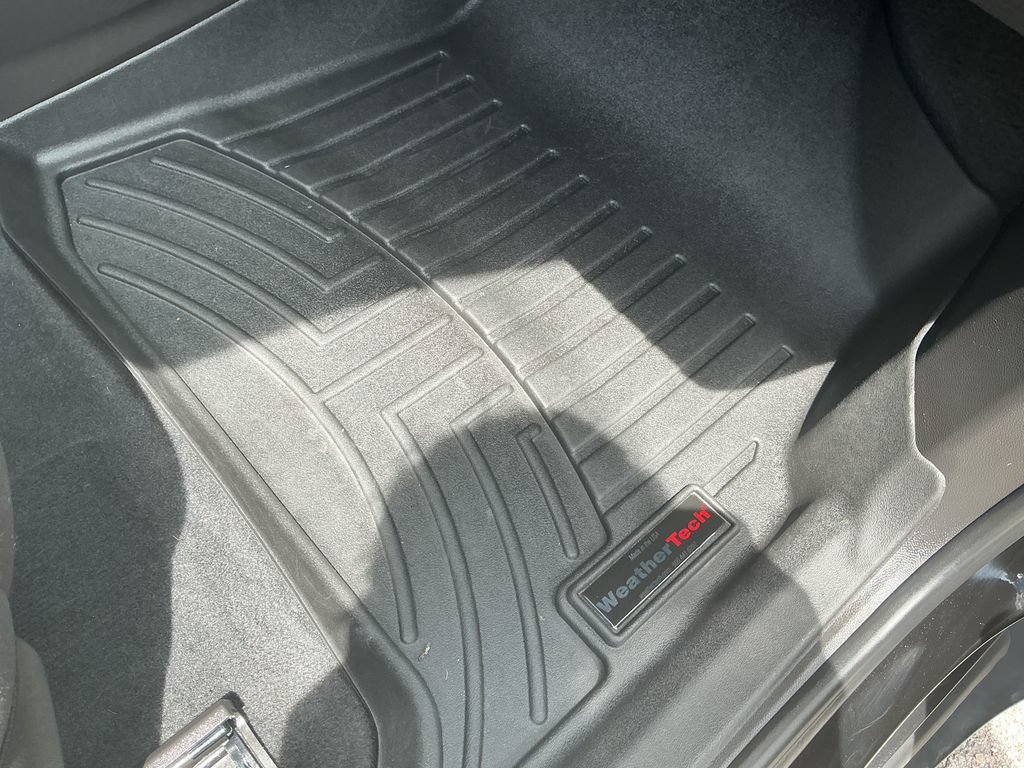 Used 2023 Chevrolet Traverse LT AWD/4WD image 14
