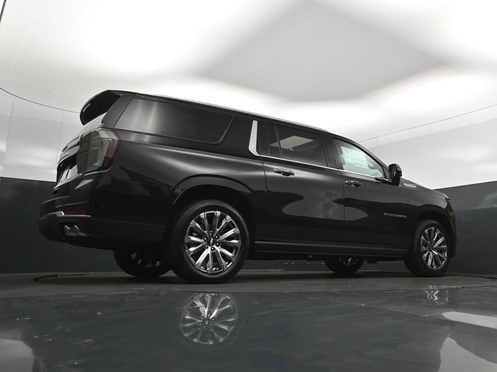 New 2026 Chevrolet Suburban High Country RWD image 42