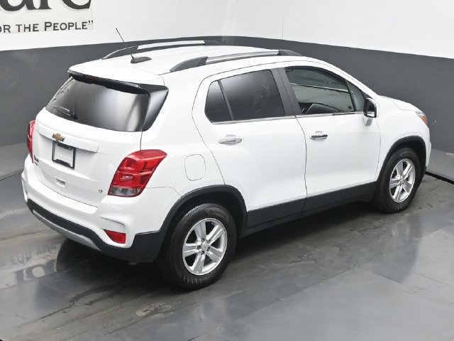 Used 2017 Chevrolet Trax LT w/ LT Convenience Package FWD image 45