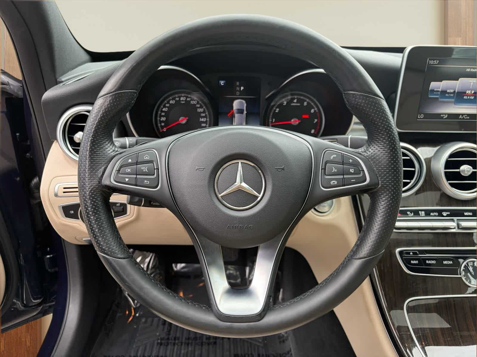 Used 2018 Mercedes-Benz C 300 4MATIC Sedan image 10