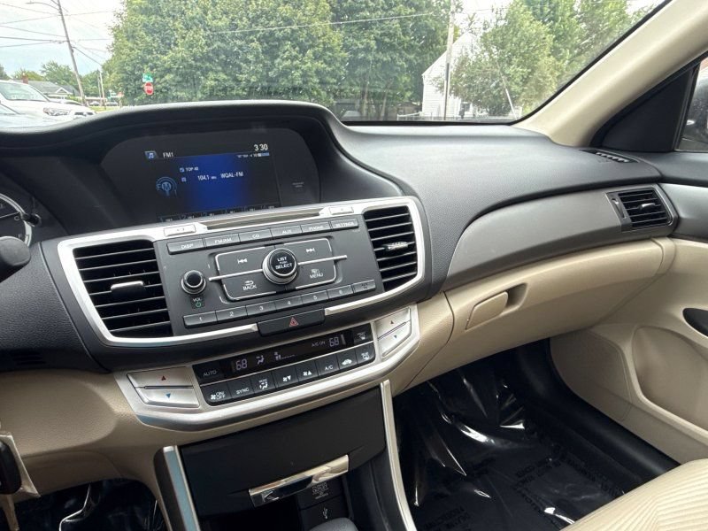 Used 2014 Honda Accord LX image 24