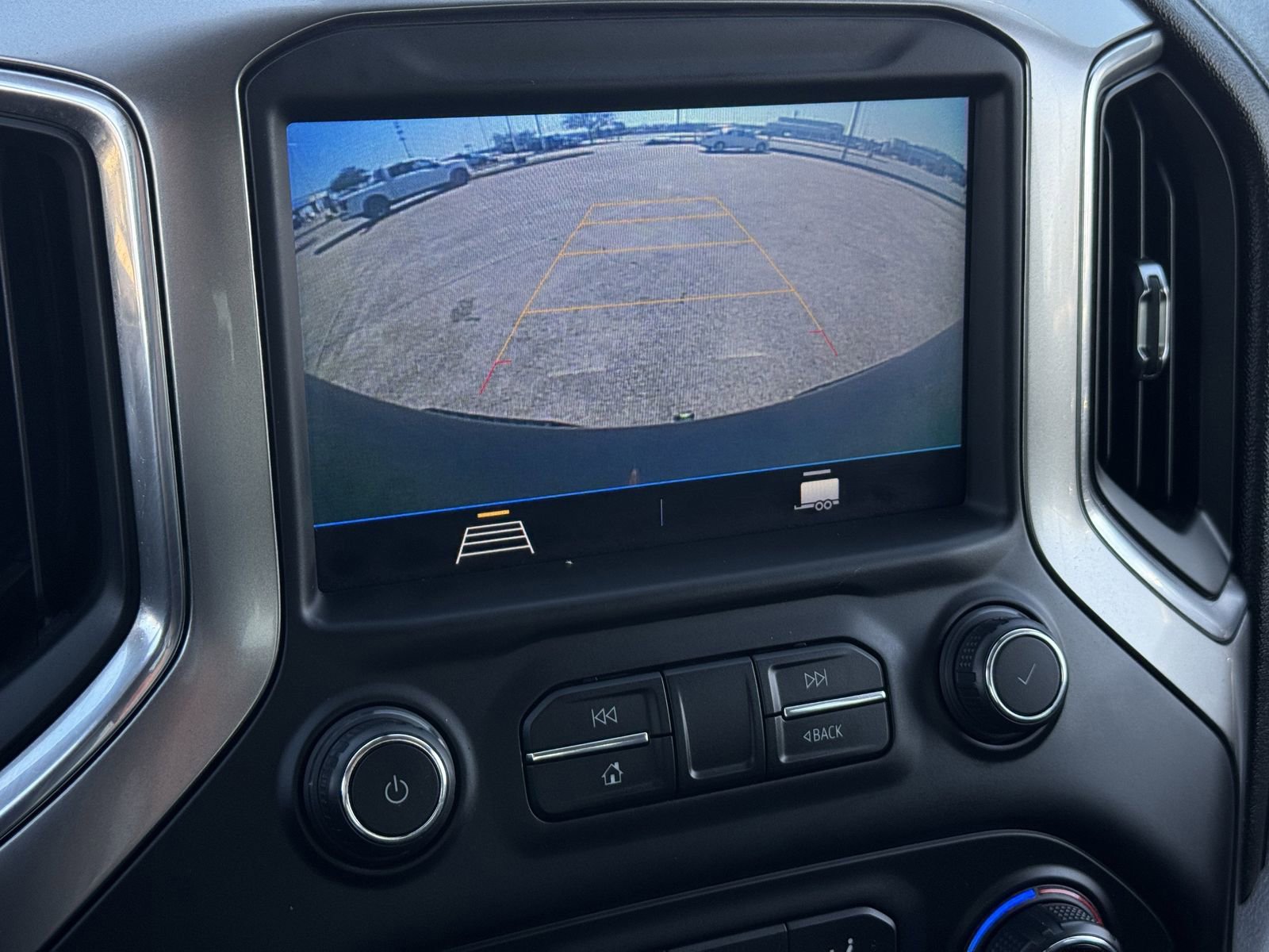 Used 2020 Chevrolet Silverado 1500 LT w/ Texas Edition image 20