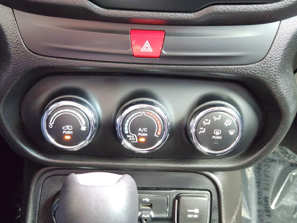 Used 2017 Jeep Renegade Sport w/ Power & Air Group AWD/4WD image 10