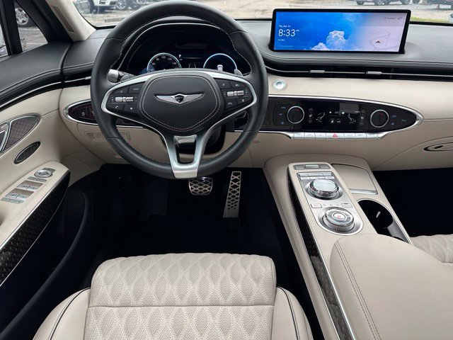 Used 2025 Genesis GV70 3.5T Sport w/ Sport Prestige Package AWD/4WD image 19