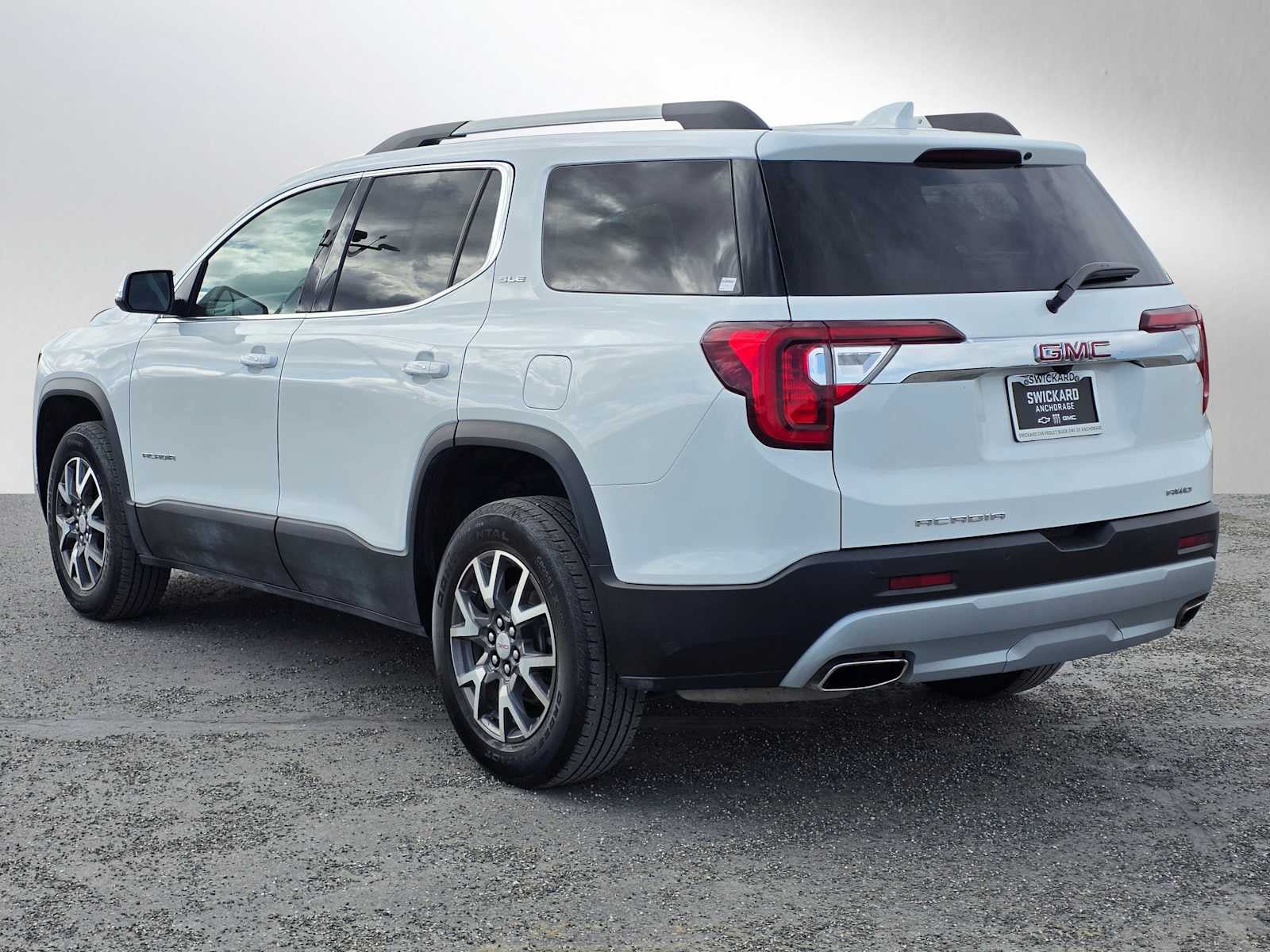 Used 2022 GMC Acadia SLE w/ Driver Convenience Package AWD/4WD image 5