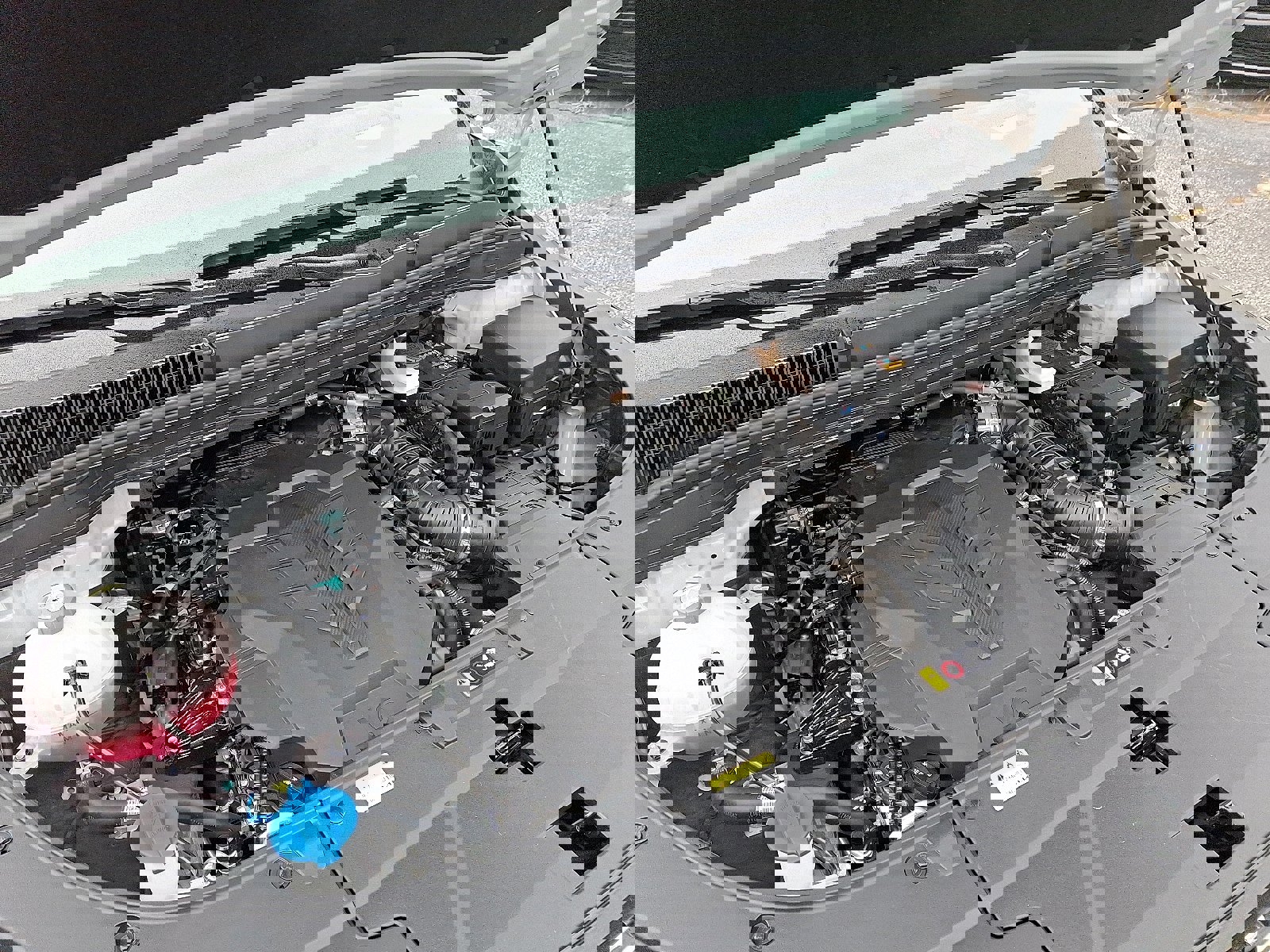 Used 2025 Kia Carnival SX Prestige image 28