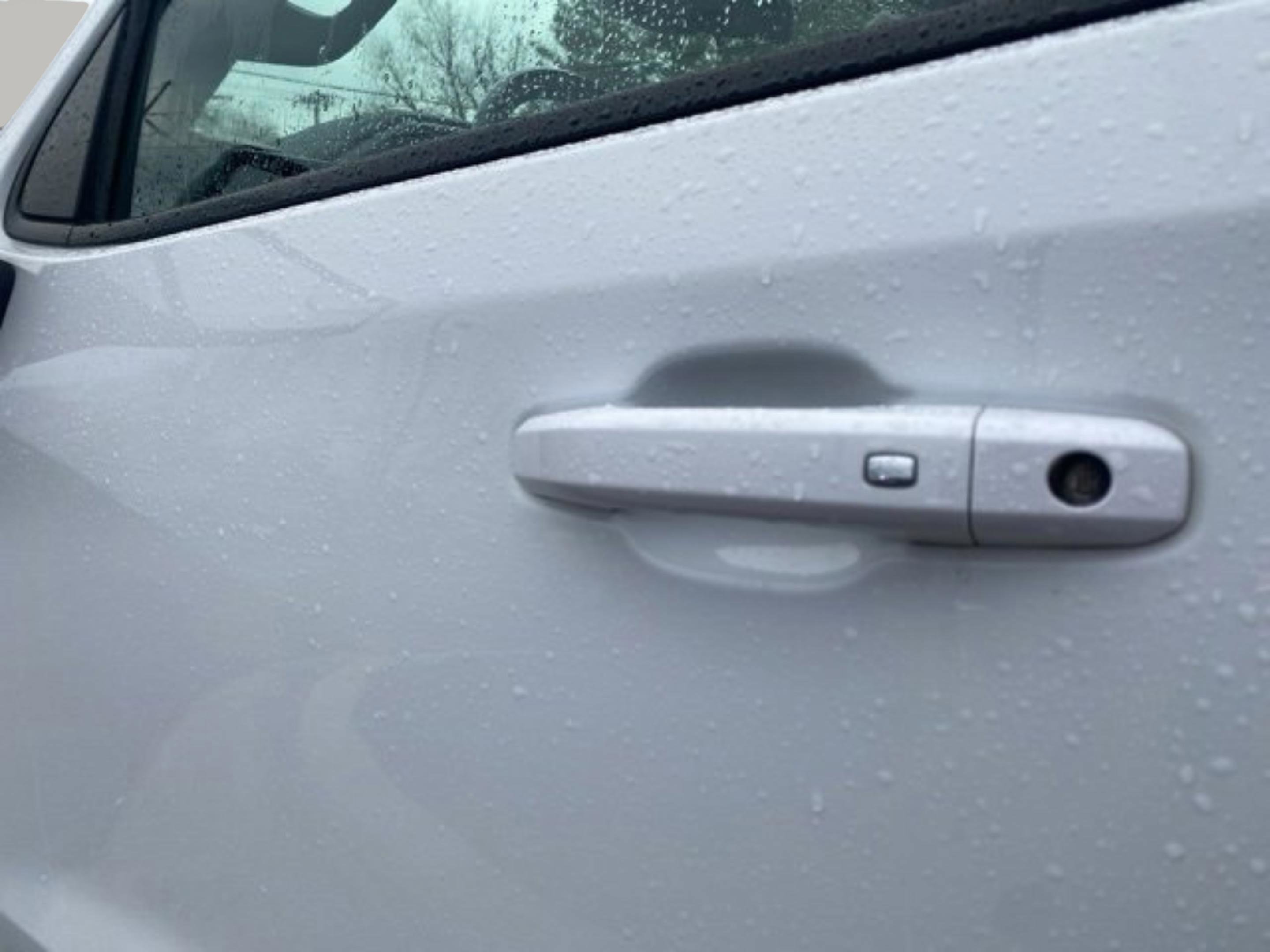 Used 2025 Chevrolet Silverado 1500 LT image 12