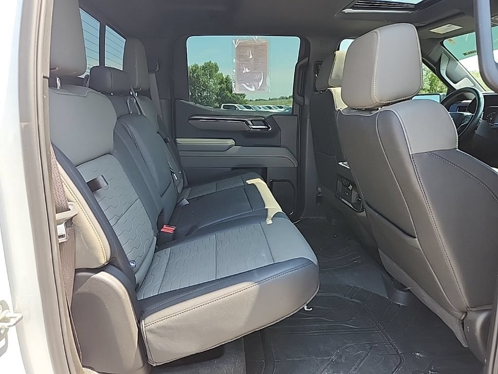 Certified 2025 Chevrolet Silverado 1500 ZR2 w/ Technology Package AWD/4WD image 51