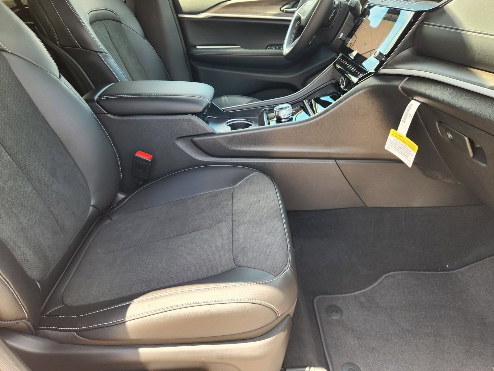 New 2026 Jeep Grand Cherokee Altitude RWD image 13
