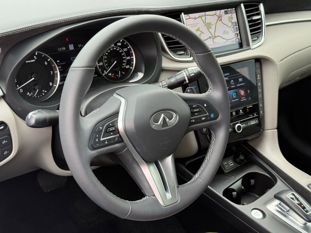 Used 2024 INFINITI QX50 Sensory image 18