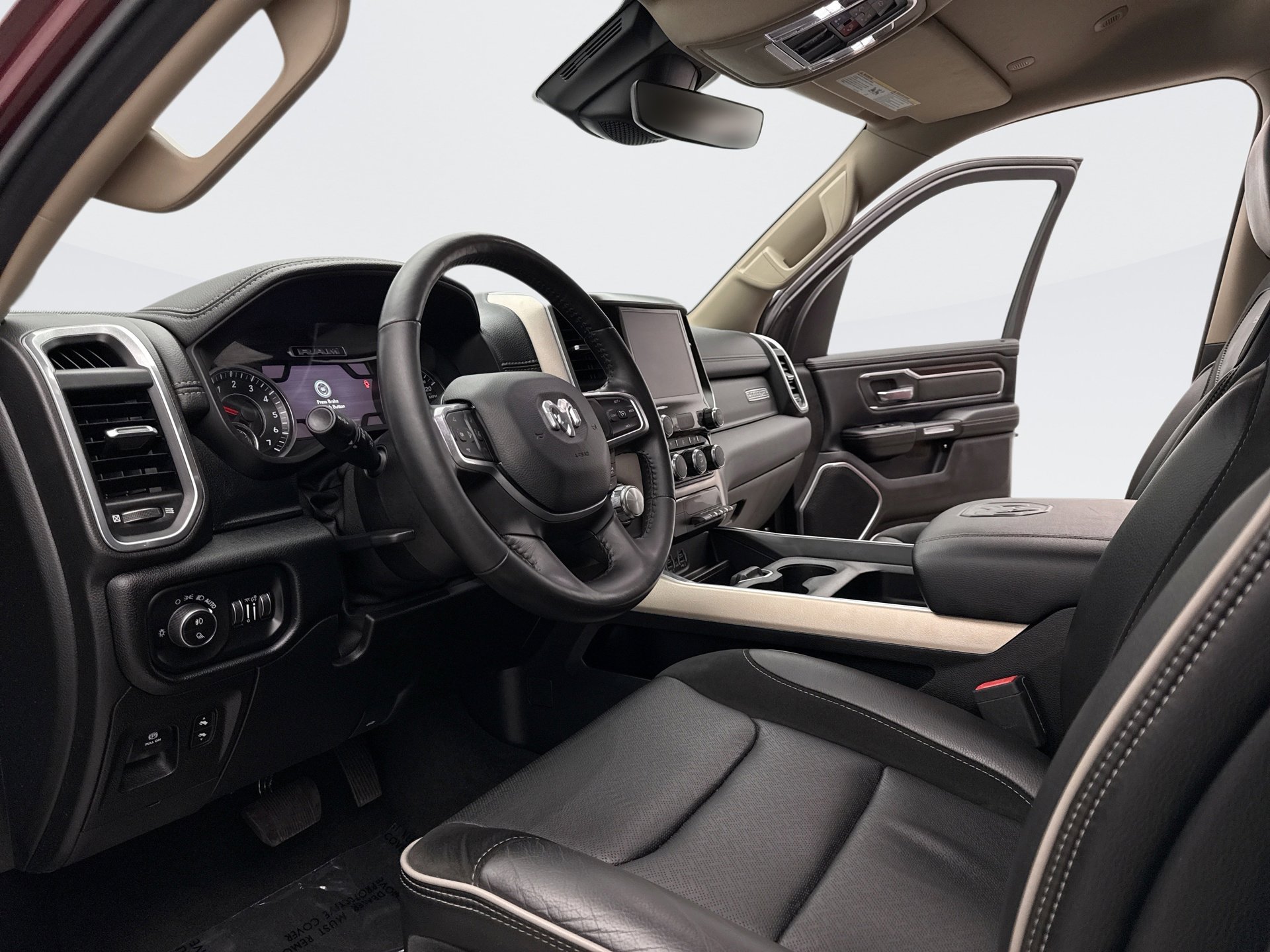 Used 2021 RAM 1500 Laramie AWD/4WD image 10