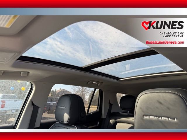 New 2026 GMC Terrain Denali w/ LPO, Floor Liner Package image 27