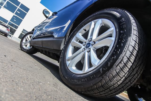 Used 2020 Ford Edge SEL w/ Convenience Package AWD/4WD image 40