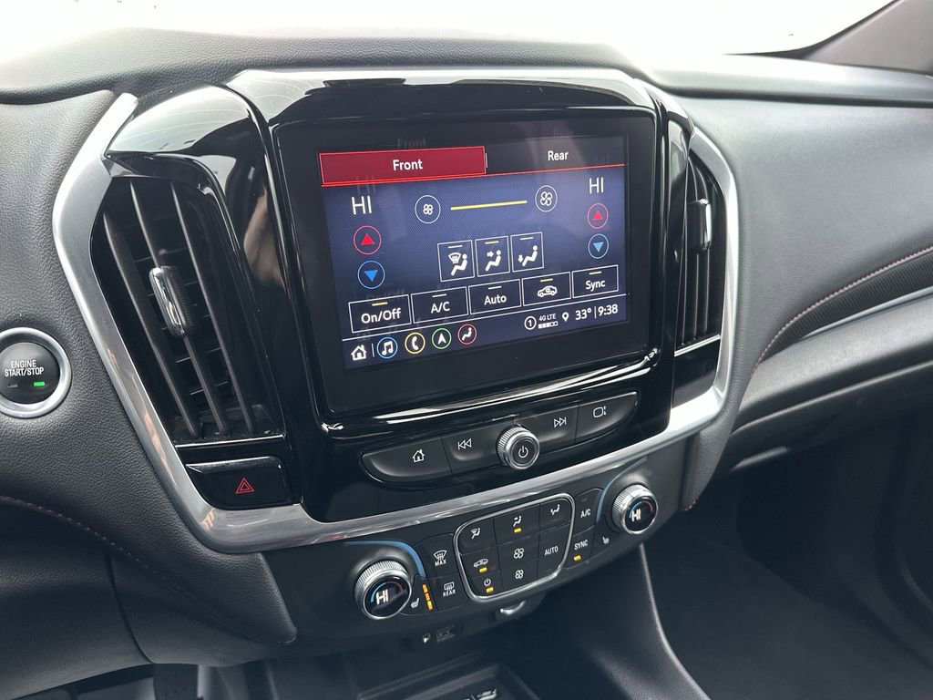 Used 2022 Chevrolet Traverse RS image 18