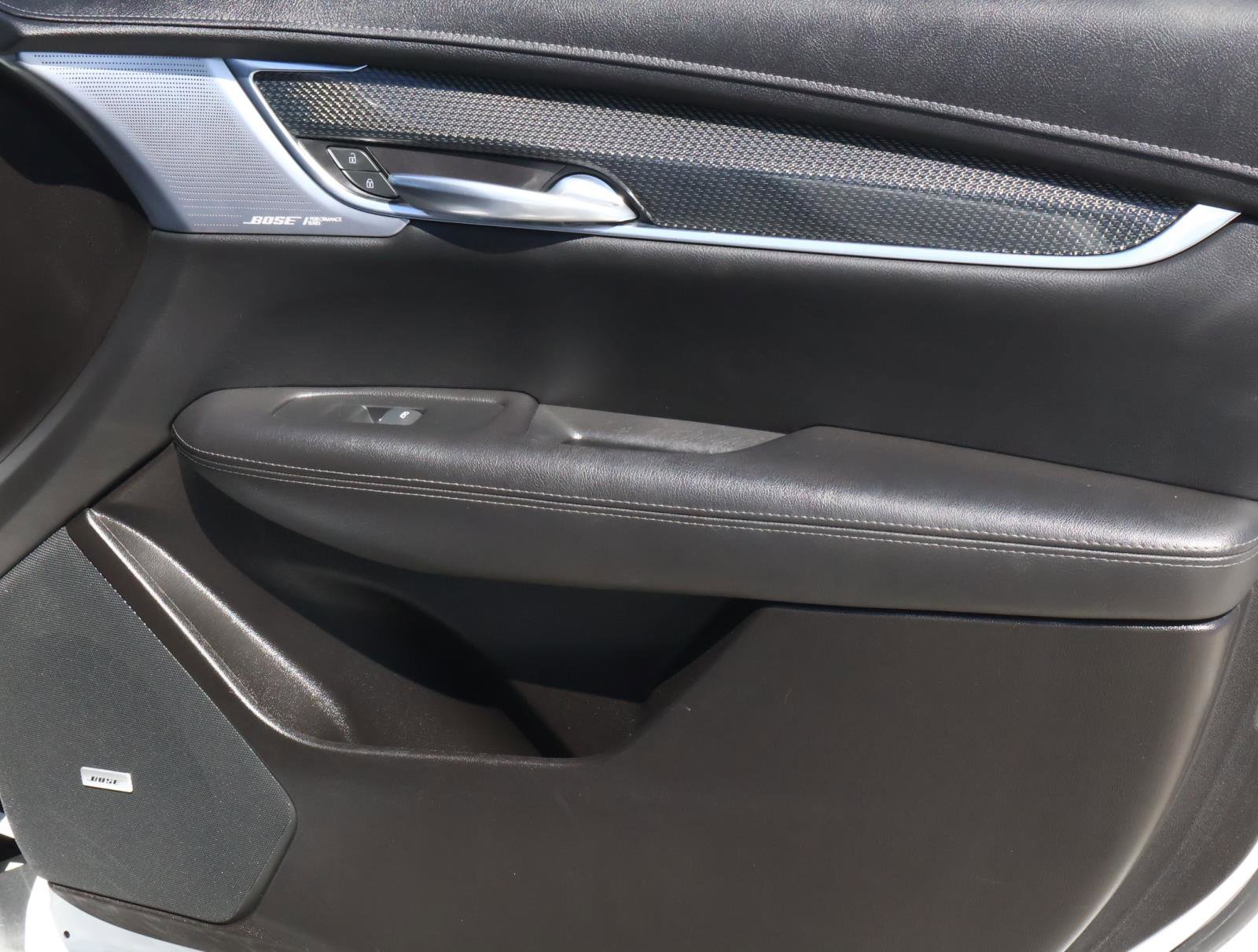 Used 2023 Cadillac XT5 Sportv w/ Technology Package image 22