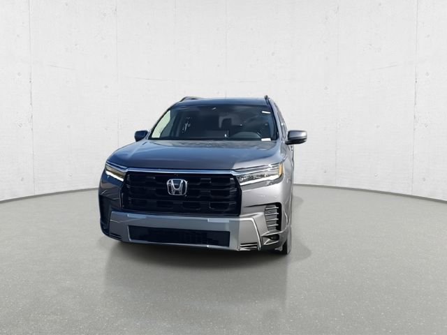 New 2026 Honda Pilot Touring image 3