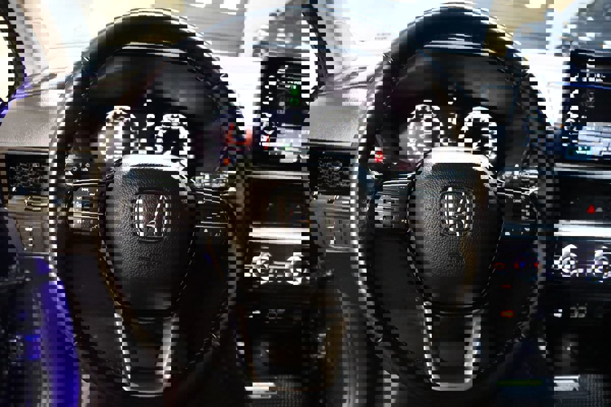 Used 2025 Honda CR-V EX-L image 35