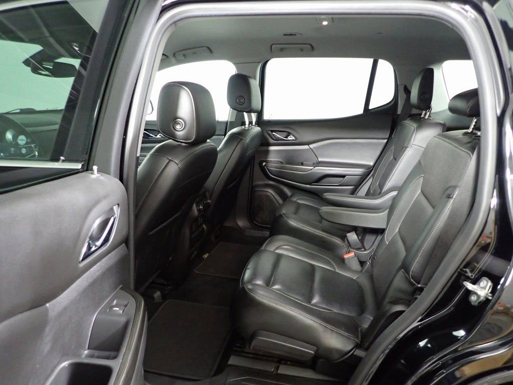 Used 2019 GMC Acadia SLT image 30