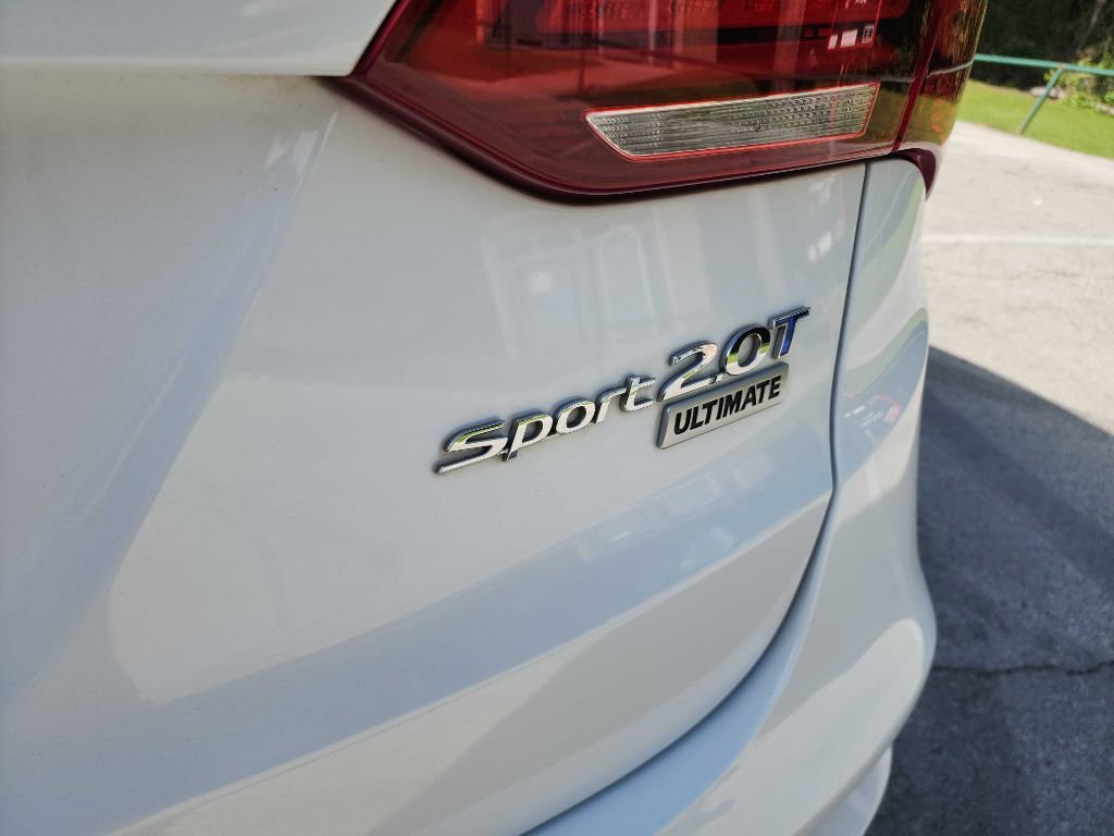 Used 2017 Hyundai Santa Fe Sport w/ Cargo Package FWD image 8