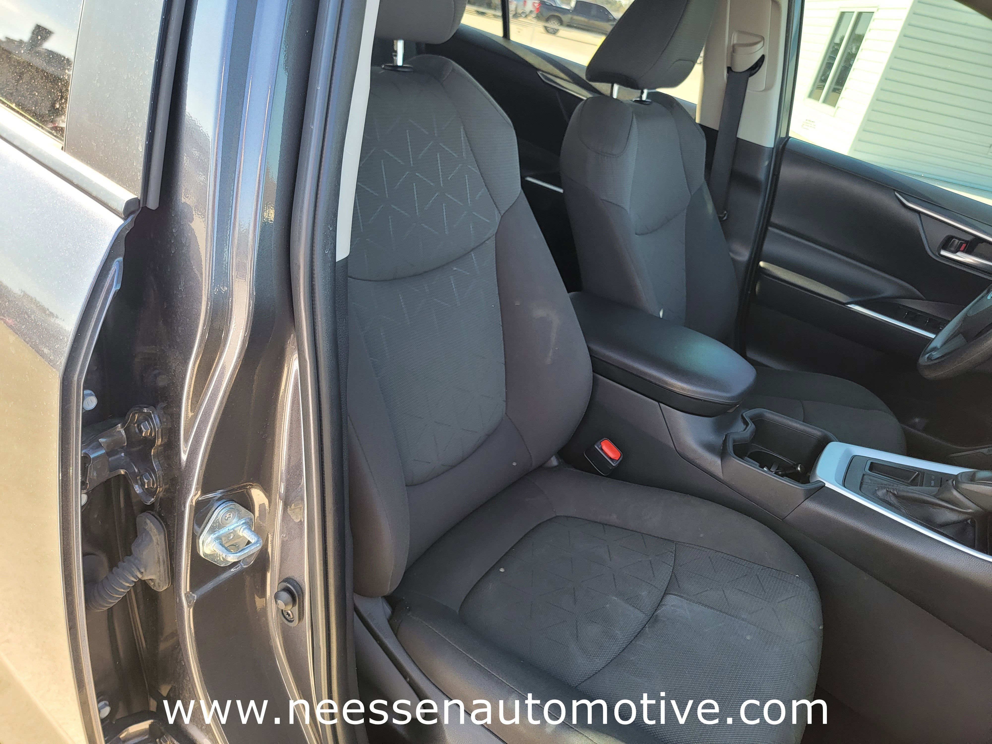 Used 2024 Toyota RAV4 XLE image 11