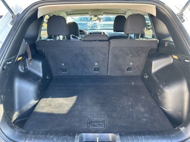 Used 2020 Jeep Cherokee Latitude w/ Cold Weather Group image 30